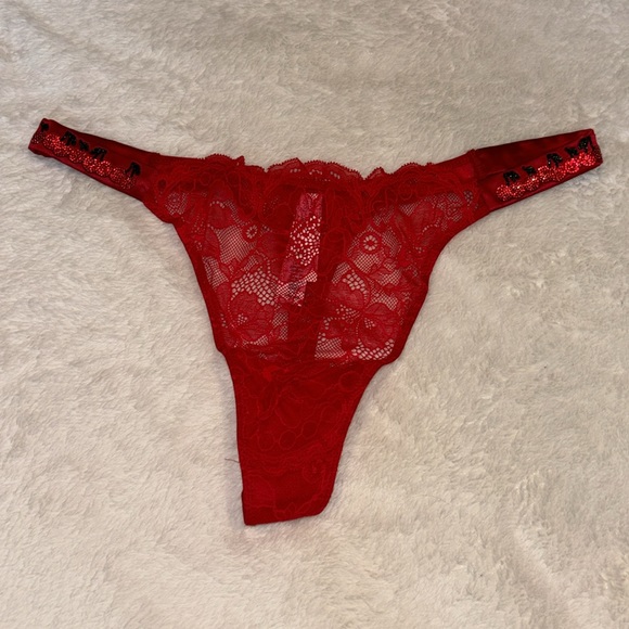 Victoria’s Secret Cherry 🍒 Shine Strap Lace Thong Panty - Picture 2 of 7